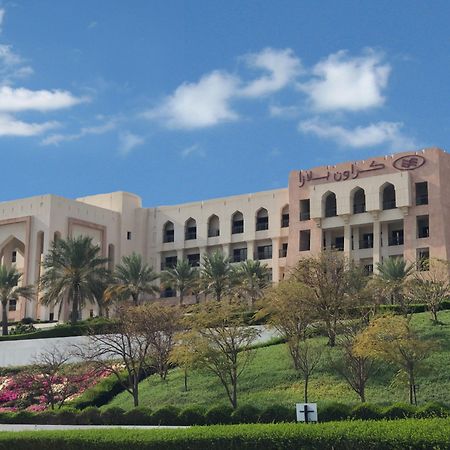 Hotel Crowne Plaza Sohar By Ihg Exterior foto